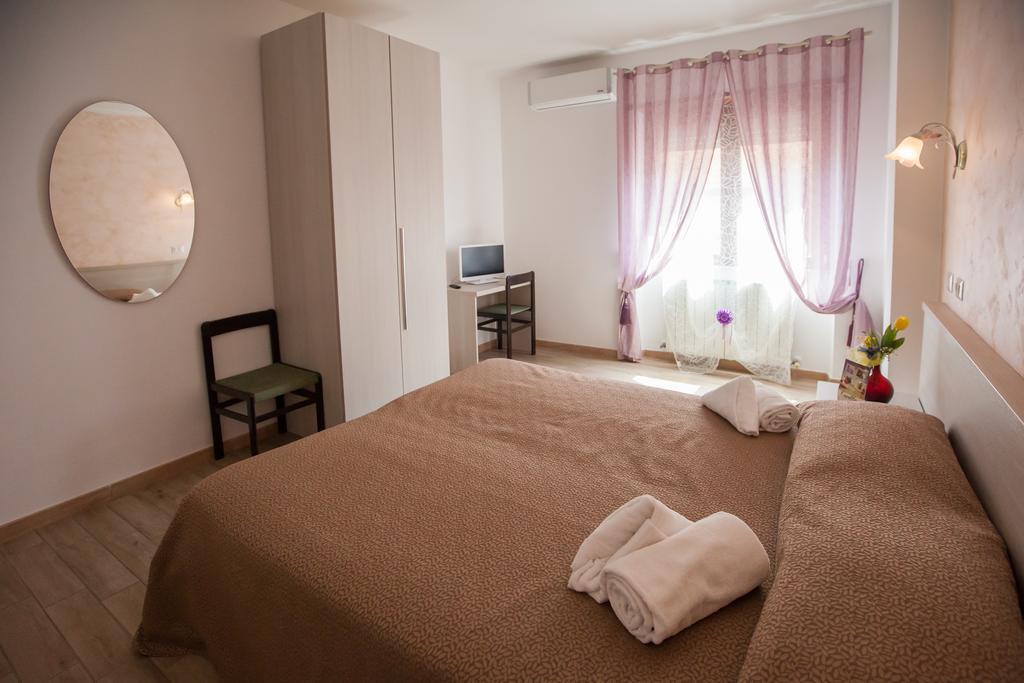 Carillon Apartment Civitavecchia Bagian luar foto